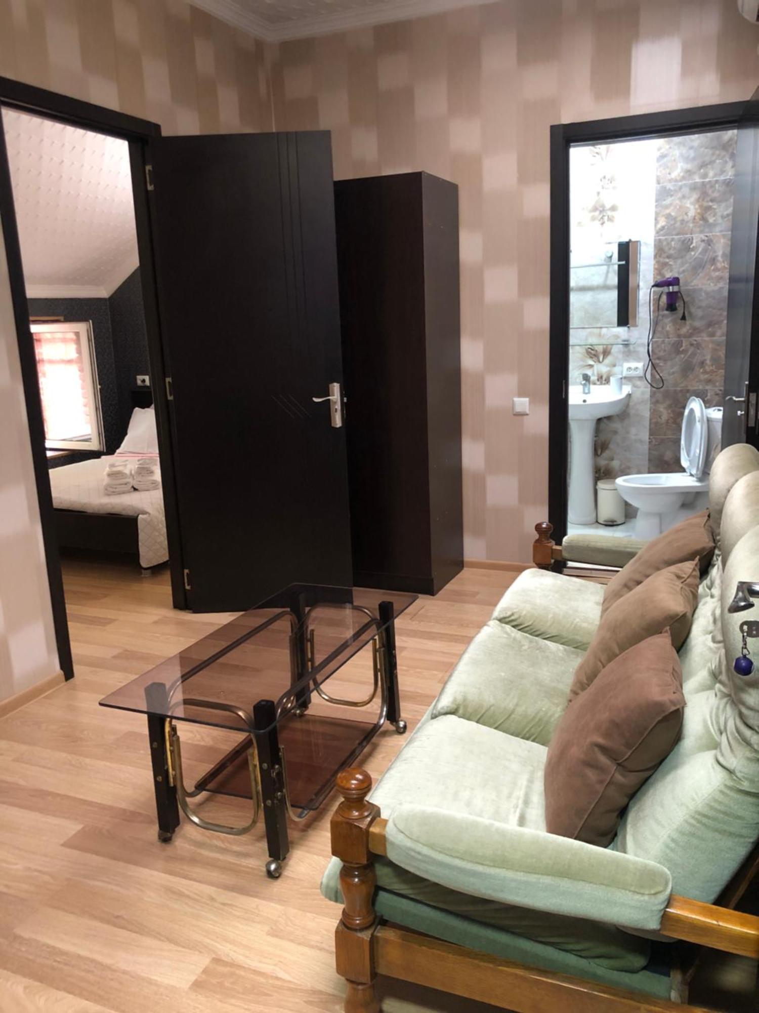 Hotel Your Comfort Tbilisi Ngoại thất bức ảnh