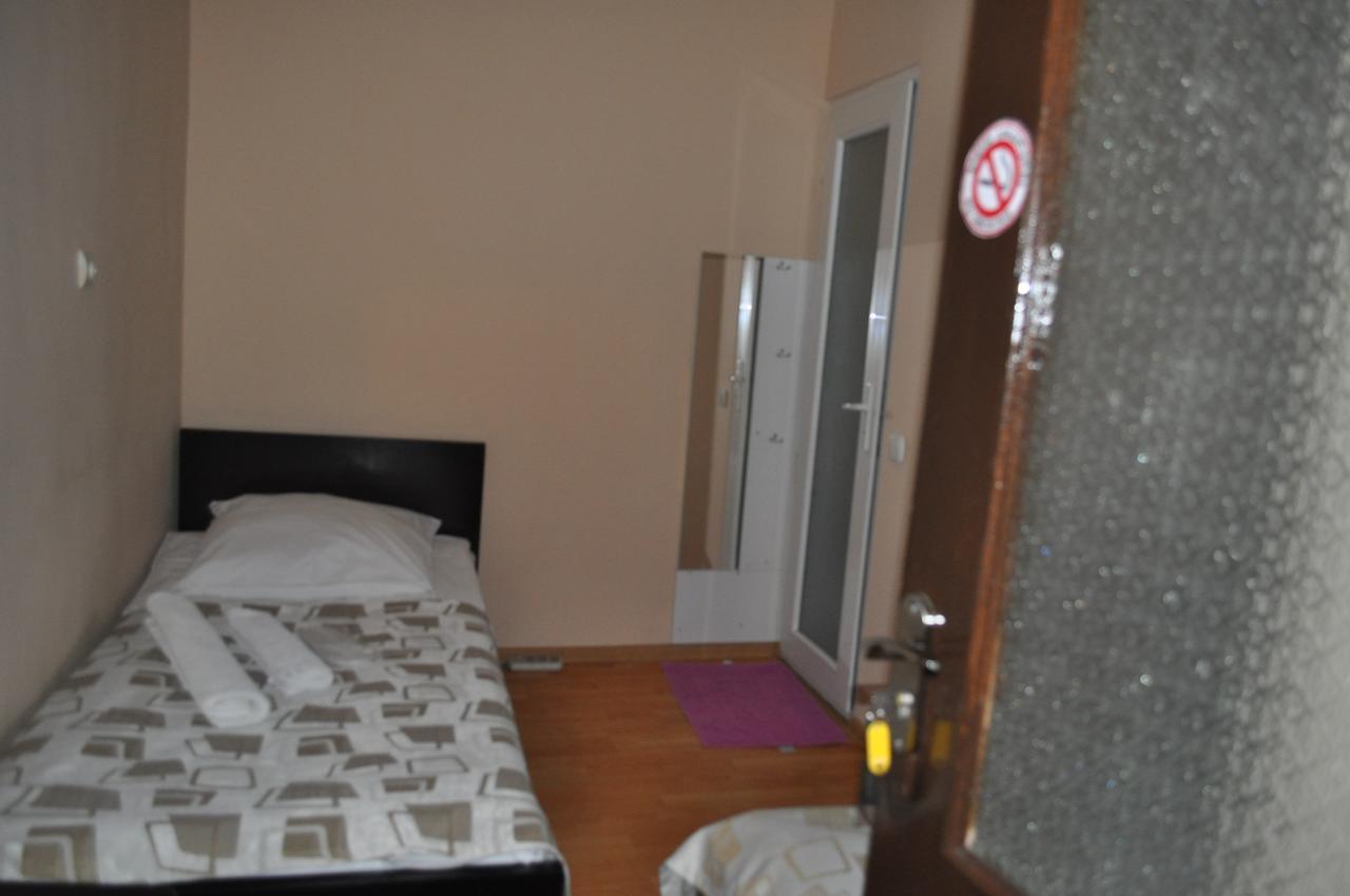 Hotel Your Comfort Tbilisi Phòng bức ảnh