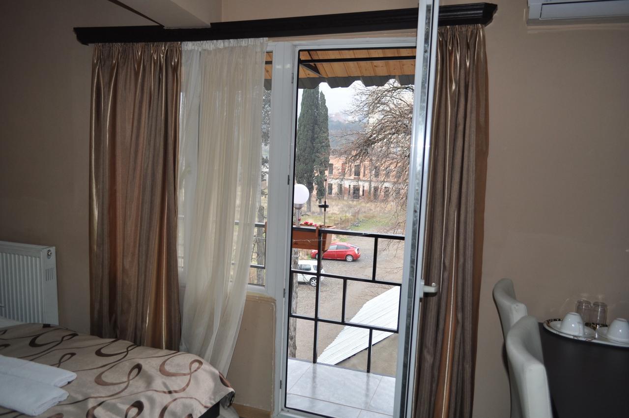 Hotel Your Comfort Tbilisi Ngoại thất bức ảnh
