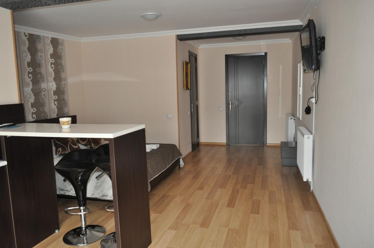 Hotel Your Comfort Tbilisi Ngoại thất bức ảnh