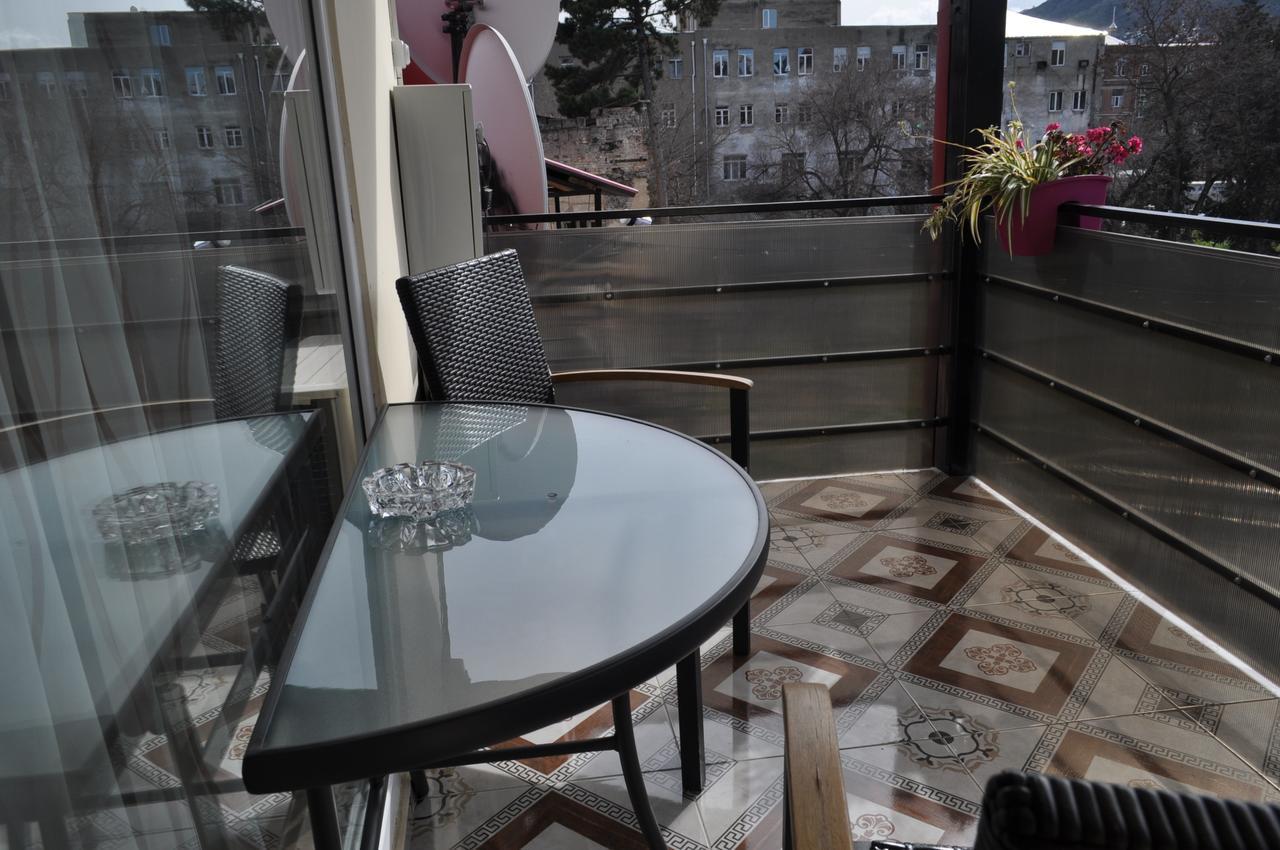 Hotel Your Comfort Tbilisi Ngoại thất bức ảnh