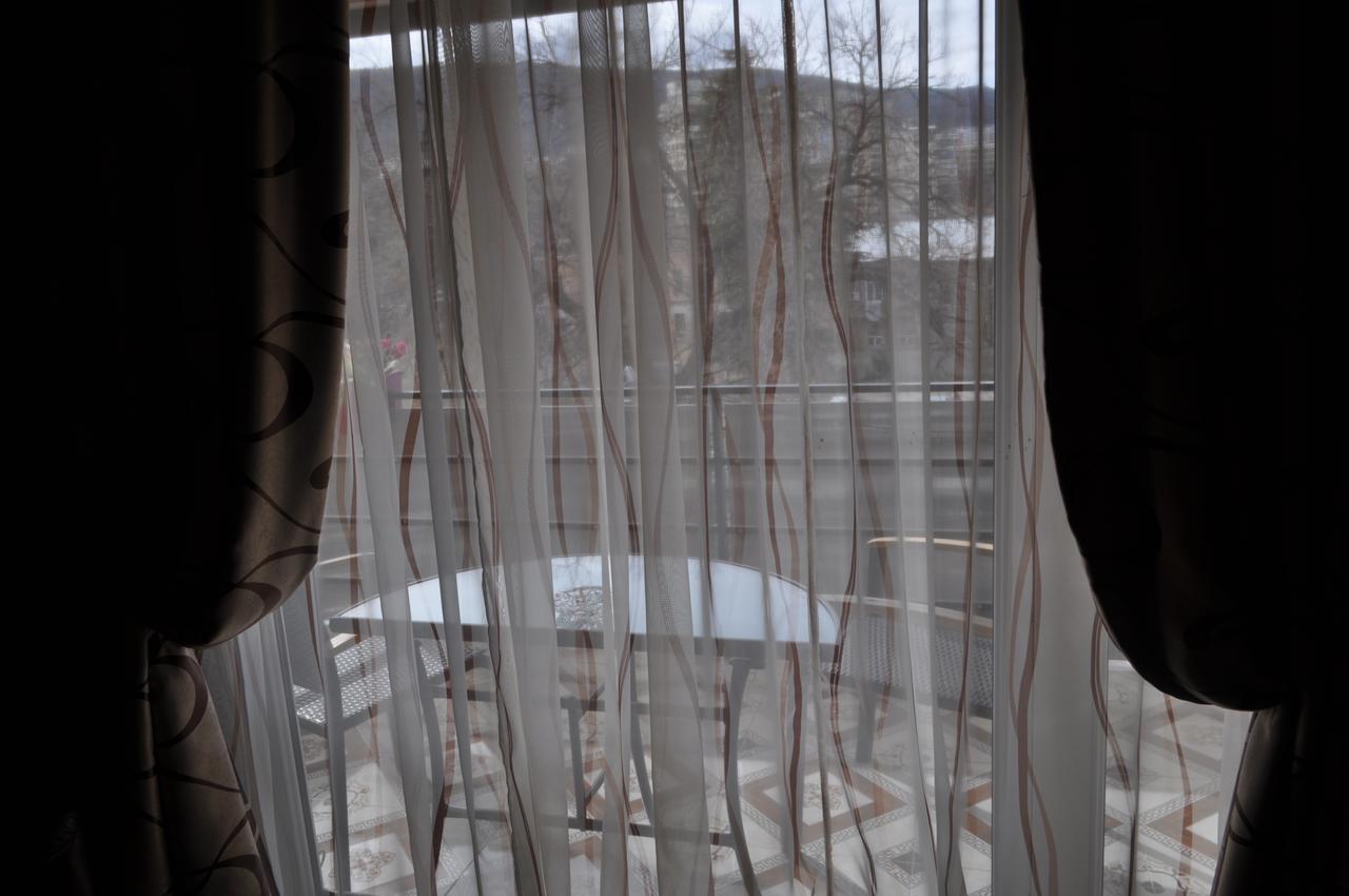 Hotel Your Comfort Tbilisi Ngoại thất bức ảnh